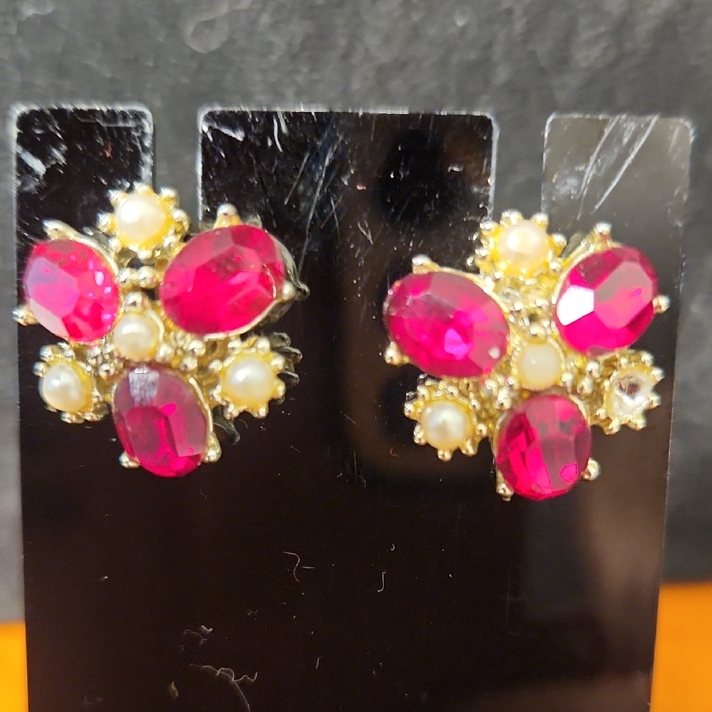 Vintage Gold and Pink Cluster Earrings